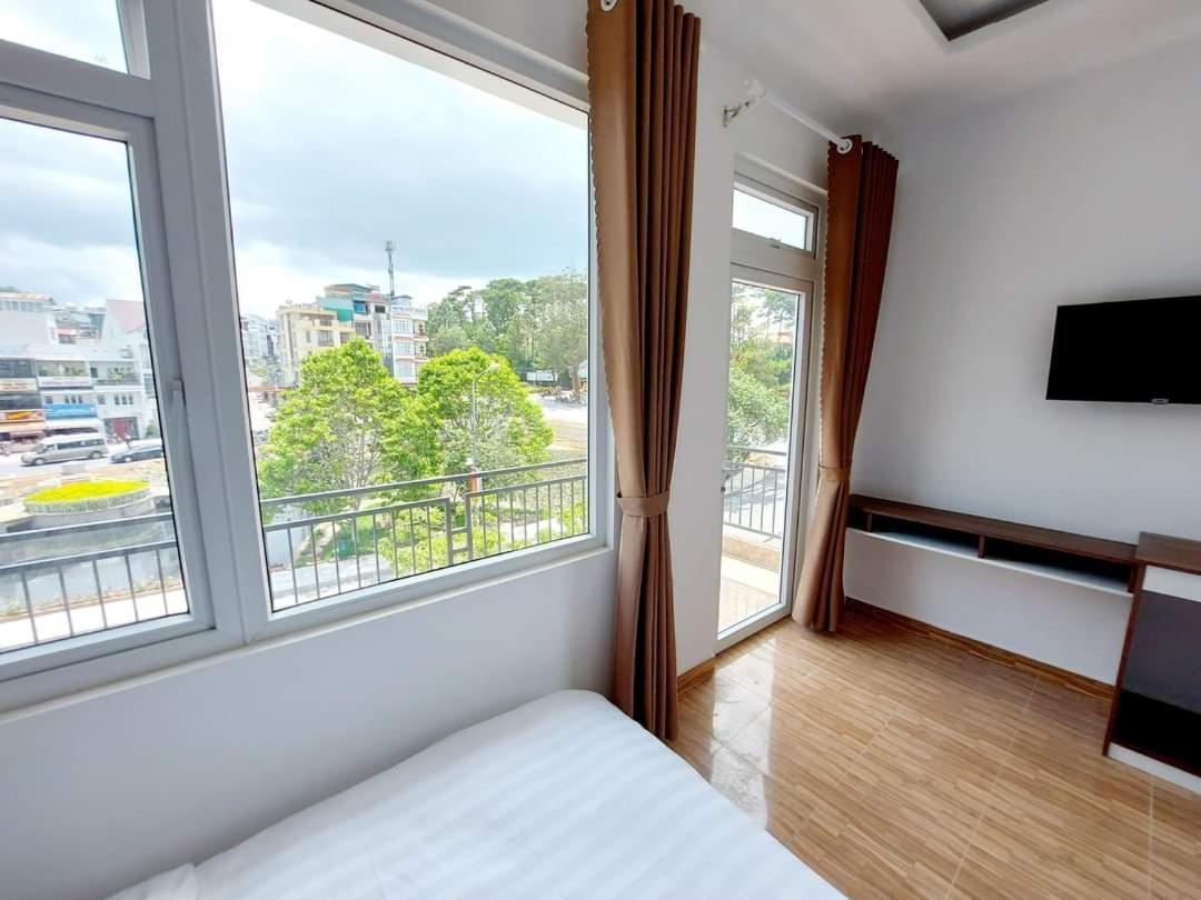 Sen Viet Hotel Dalat Exteriör bild